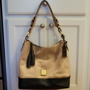 💥SALE💥Dooney and Bourke Hobo bag